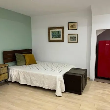 Estudio Moreras. * Velez Malaga